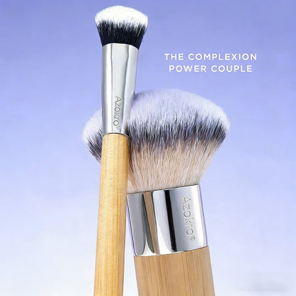 ✅Azokro® concealer paw brush - angled for seamless application